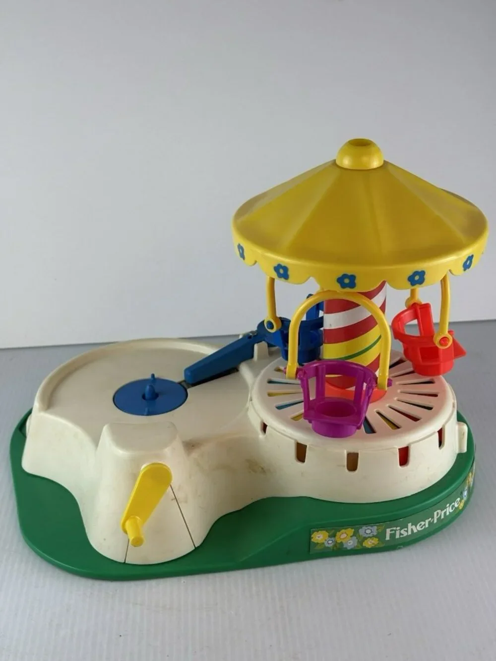 Vintage Fisher-Price Little People #170 CHANGE-A-TUNE CAROUSEL Family 3 Discs